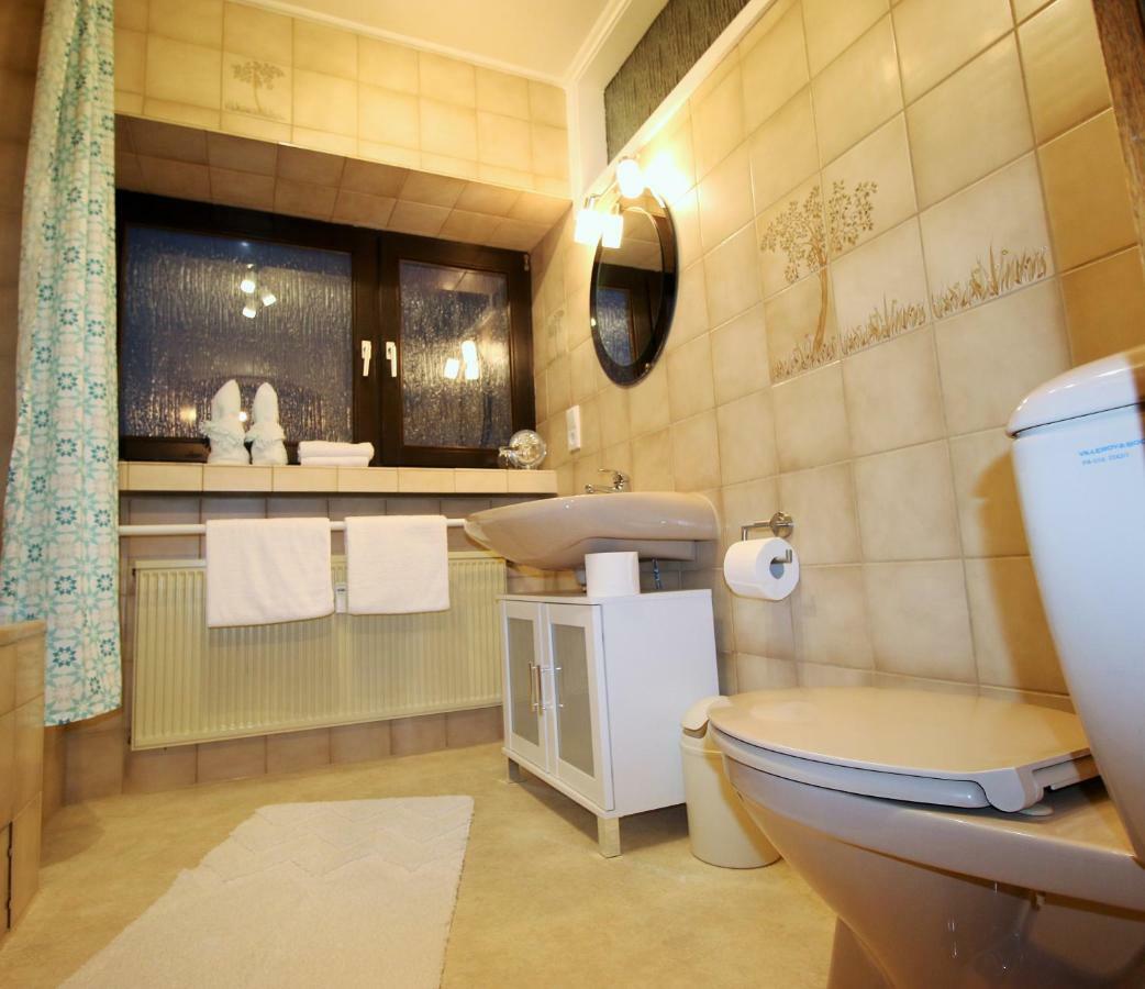 Gaestehaus Koen - Fewo Farfalle Zeltingen-Rachtig Ngoại thất bức ảnh