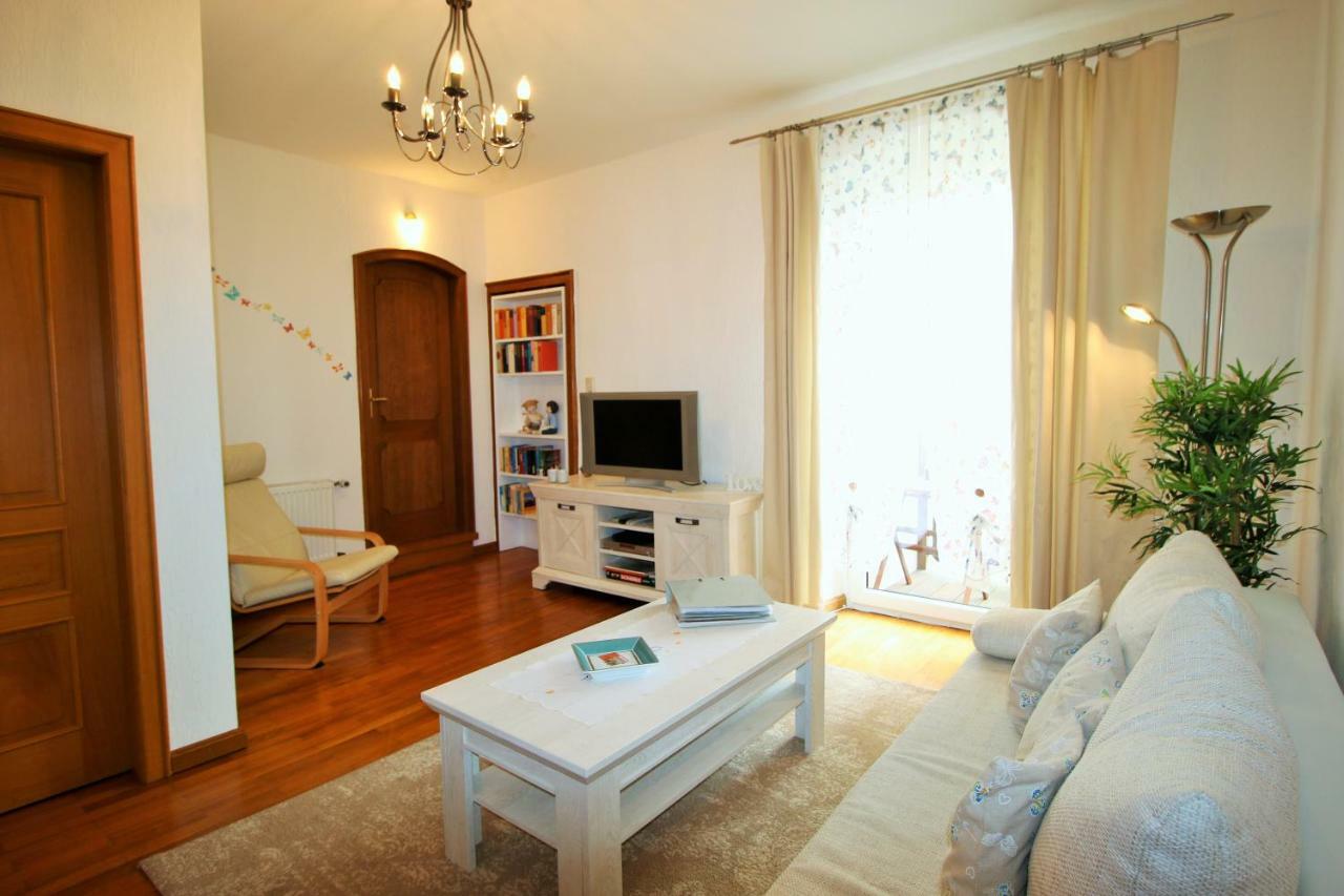 Gaestehaus Koen - Fewo Farfalle Zeltingen-Rachtig Ngoại thất bức ảnh