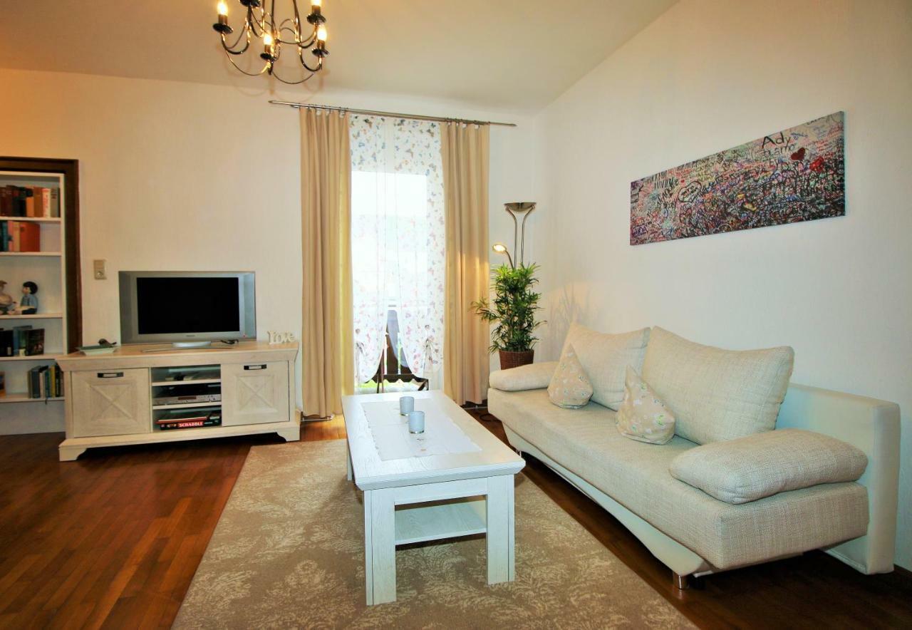 Gaestehaus Koen - Fewo Farfalle Zeltingen-Rachtig Ngoại thất bức ảnh